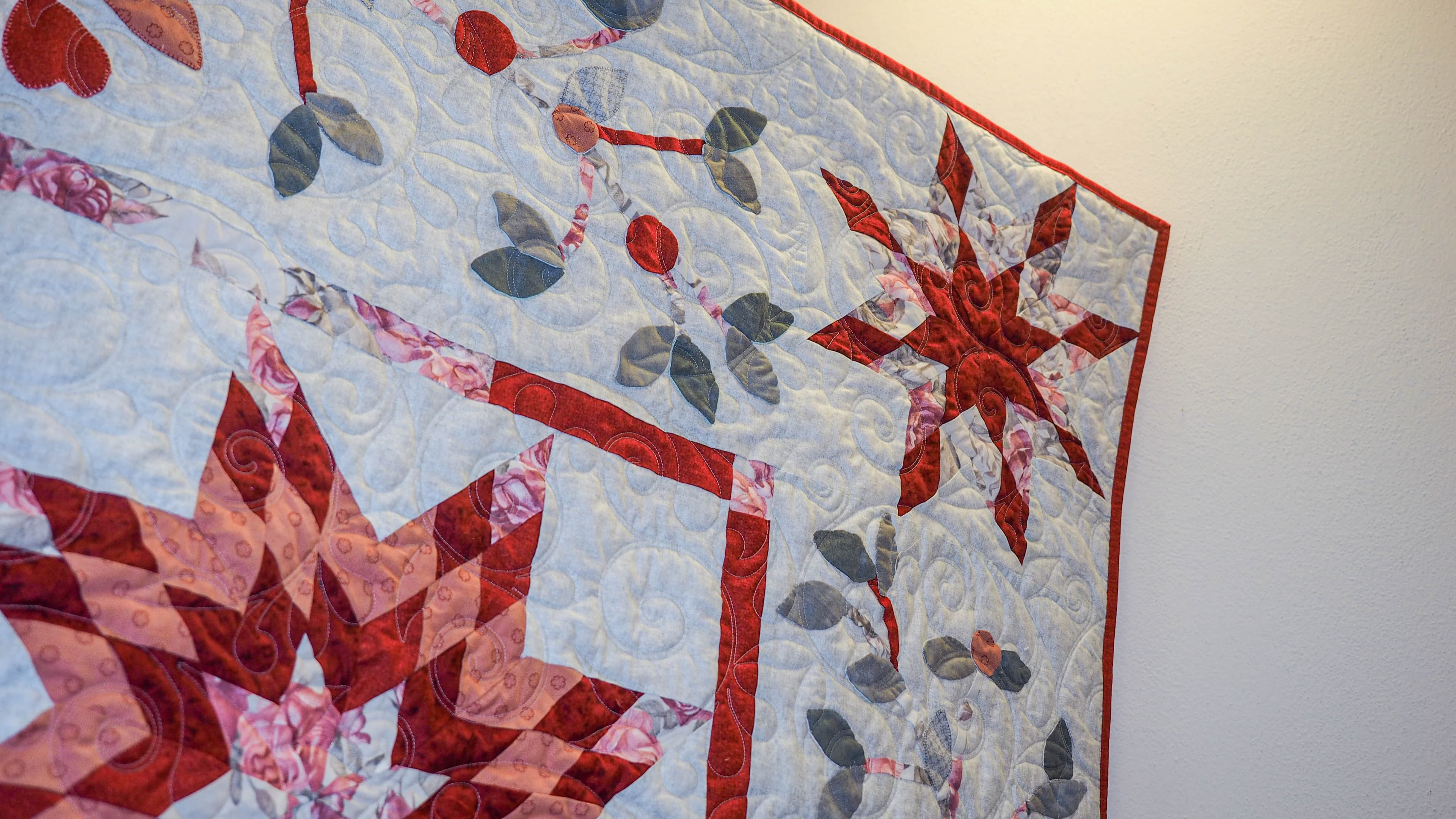 foto di uno dei quilt più complessi realizzati da una componente del gruppo